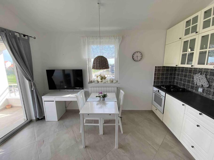 Apartment Laurus Премантура Екстер'єр фото